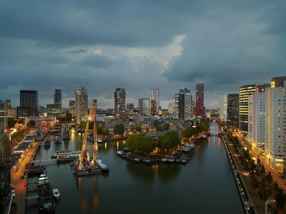 Stunning View Apt Free Parking Apartment Rotterdam Luaran gambar