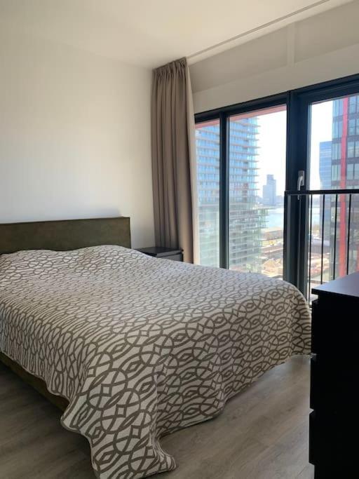 Stunning View Apt Free Parking Apartment Rotterdam Luaran gambar