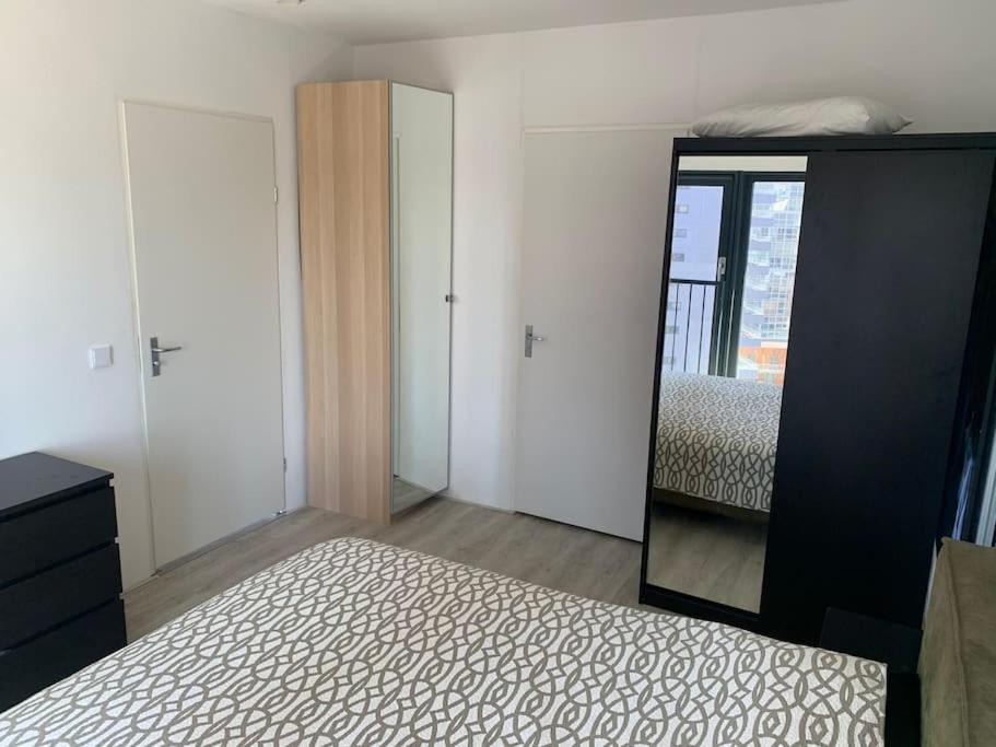 Stunning View Apt Free Parking Apartment Rotterdam Luaran gambar