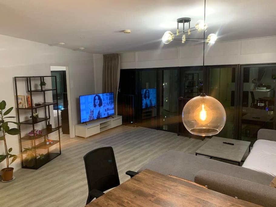 Stunning View Apt Free Parking Apartment Rotterdam Luaran gambar
